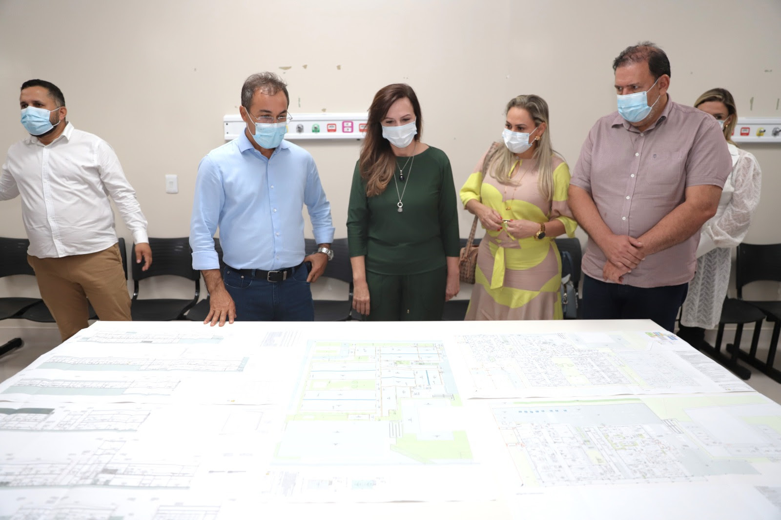 Ainda no PAI, Wagner apresentou para Dorinha o projeto do Novo Hospital da Criança de Araguaína, que será construído ao lado da unidade. A senadora deve direcionar mais R$ 10 milhões para a obra