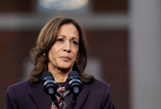 Harris reconoce la victoria de Trump y exhorta a sus aliados a luchar por sus ideales