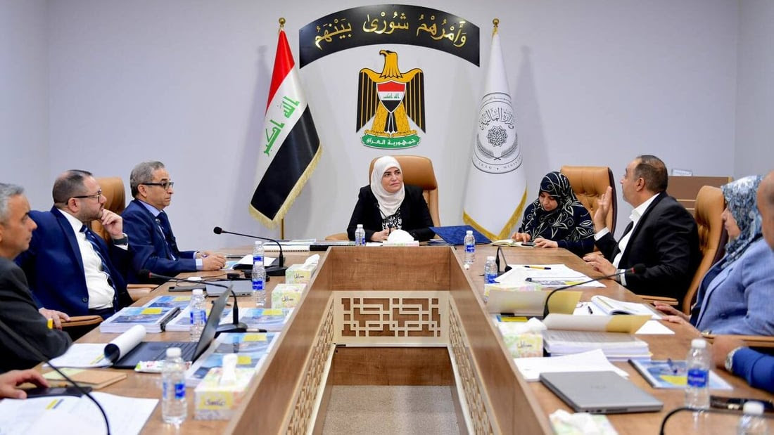 The Minister of Finance chairs a meeting to follow up on the restructuring of Rafidain and Rashid banks.