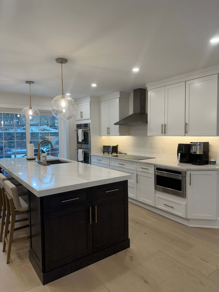 Fabuwood Kitchen Island with 3" countertop