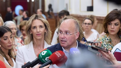 El PP acusa al Gobierno de achacar la desinformación a los medios críticos y exige enfoques objetivos y desideologizados