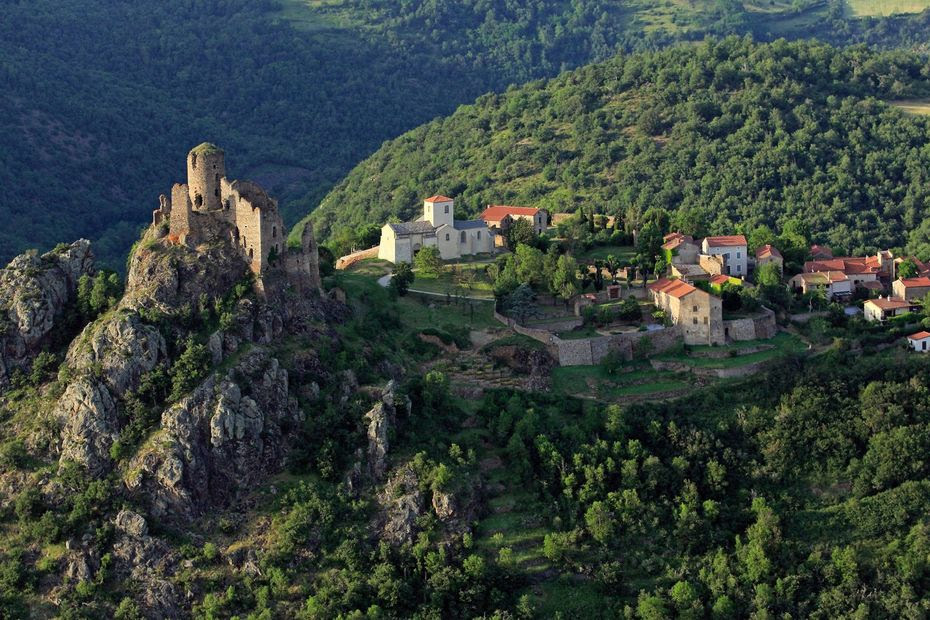 Randonnées pédestres en Auvergne : 6 itinéraires à ne pas manquer