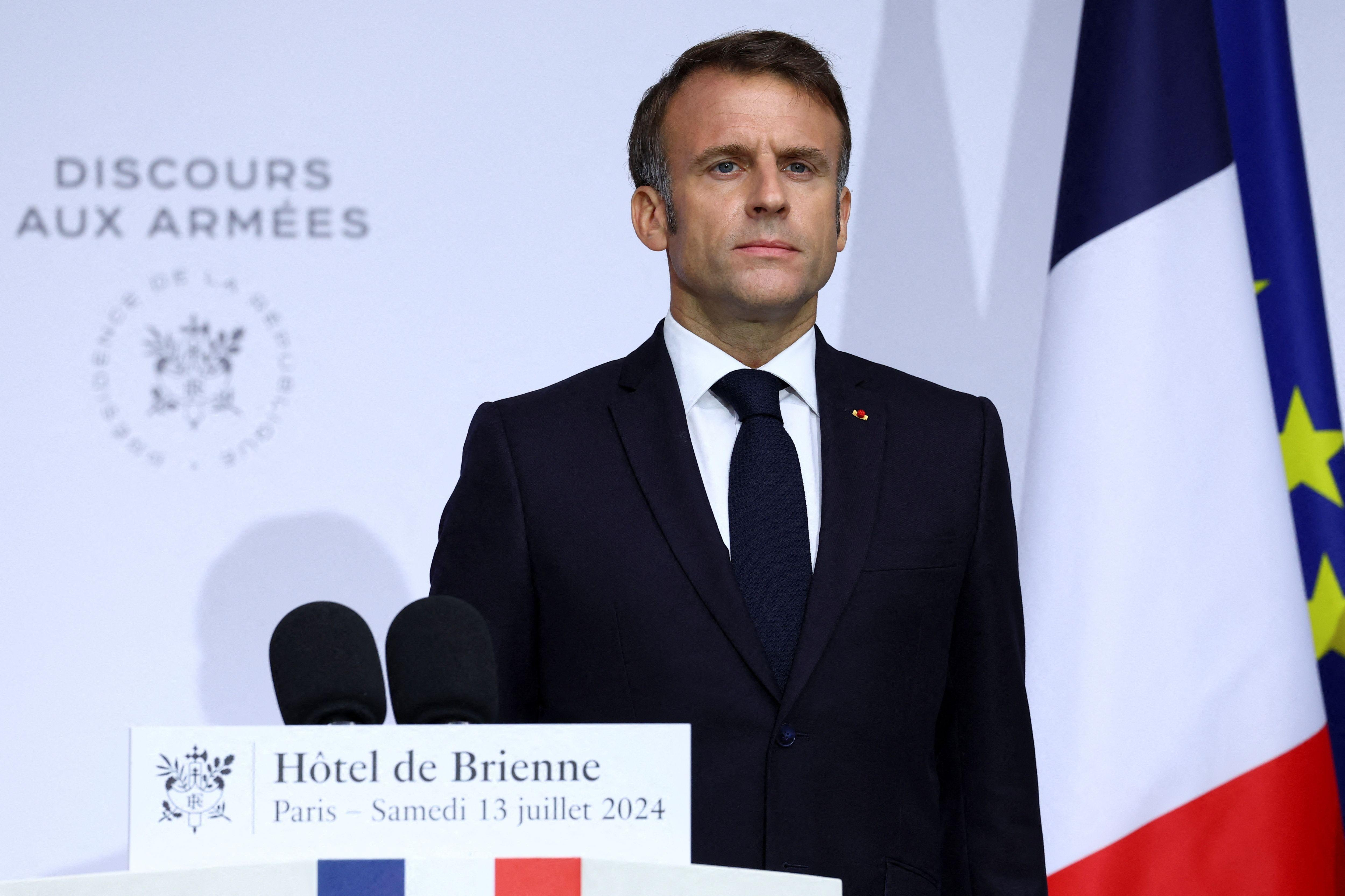 Macron déclare qu’un « ajustement » du budget des armées sera « nécessaire » en 2025