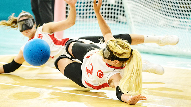 Team Turkiye in action during the Goalball Women's Semi-final match between Team Brazil and Team Turkiye at the Paris 2024 Paralympic Games. ©Alexandre Battibugli/IPC