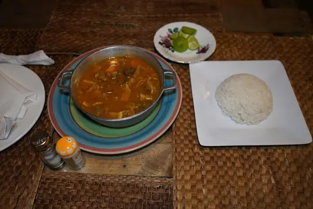 El patimongo: un caldo lleno de sabor y color