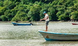 Pescador del Golfo de Nicoya, Costa Rica.