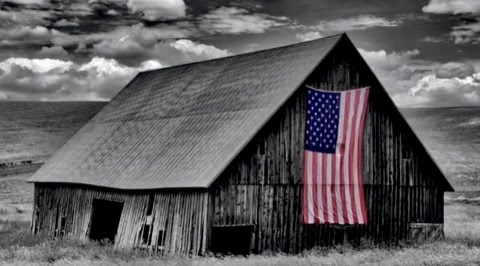 Flag-B-W-Barn