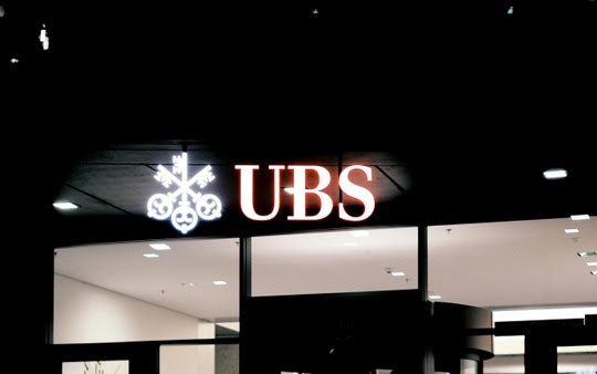 UBS - Unsplash