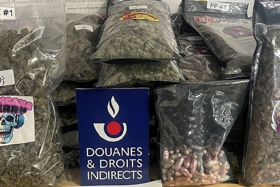 Plus de 6 000 euros, 18 kilos d’herbe et de résine de cannabis saisis sur l'autoroute en Haute-Savoie