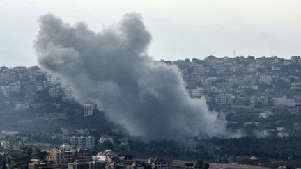 Guerre au Proche-Orient : Israël a lancé 'plusieurs douzaines' de frappes au Liban, en réponse à des dizaines de roquettes tirées par le Hezbollah