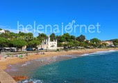 Castillo modernista en primera línea de playa de la Costa Brava