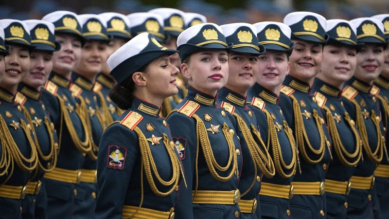 Russia marks Victory Day as Putin rails against West's 'arrogance' 800x450_cmsv2_df95650a-3ffb-5945-b65c-8a4538859ab1-8424618