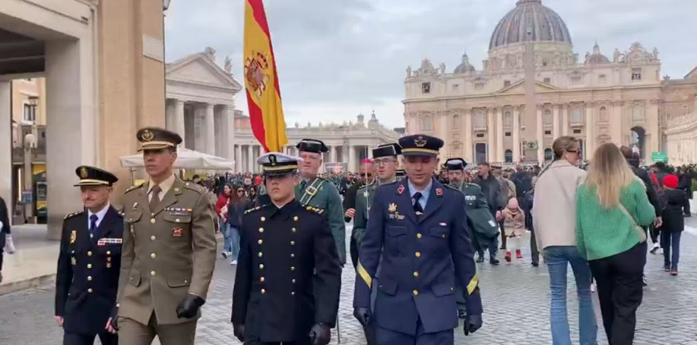 Militares españoles ganando el Jubileo en Roma