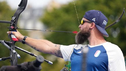 Paralympiques 2024 : 'Je vois mon dentiste plus régulièrement que la moyenne'... Guillaume Toucoullet, l'archer qui tirait avec la bouche