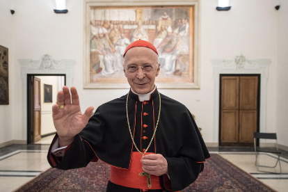 La regia per il nuovo Papa: il ritorno del pensionato Bagnasco dietro le quinte del Conclave 