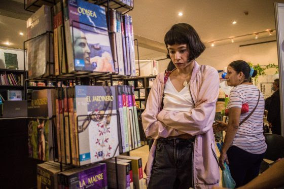 Editoriales pequeñas mantienen a flote la industria del libro venezolano