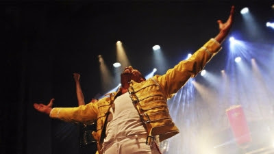 Torrejón.- La Noche de Tributos regresa este sábado con un repaso a los grandes éxitos de Queen
