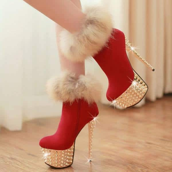 13 Attention-Grabbing Christmas Shoes for Women - SheIdeas