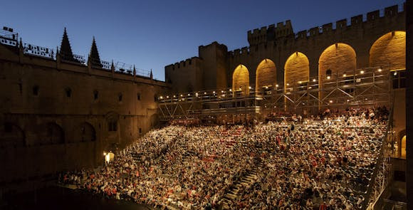 Festival d’Avignon 2024 : chercher les mots dans un monde menacé