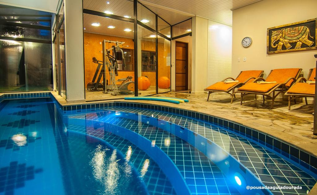 Piscina indoor da Águia Dourada descanso e relaxamento (Divulgação) Piscina indoor da Águia Dourada descanso e relaxamento (Divulgação)