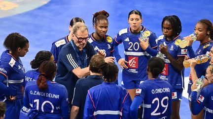 JO de Paris 2024 : l'équipe de France féminine de handball a un statut de favorite à assumer