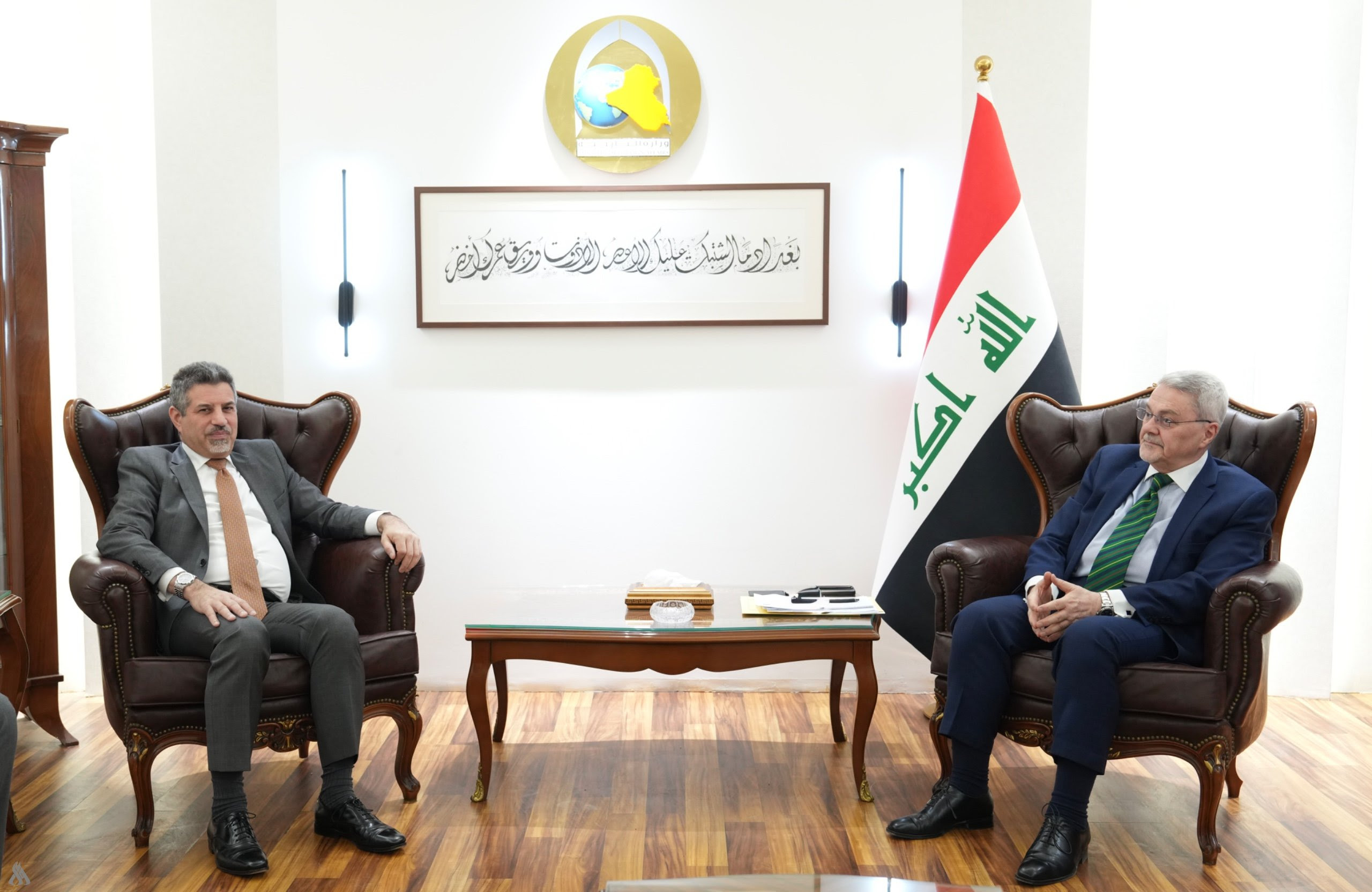 US Chargé d'Affaires: We will convey the Iraqi government's concerns to the relevant authorities in Washington.