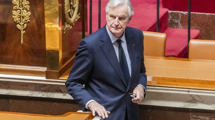 Gouvernement de Michel Barnier : quels scénarios sont possibles après le dépôt des deux motions de censure ?