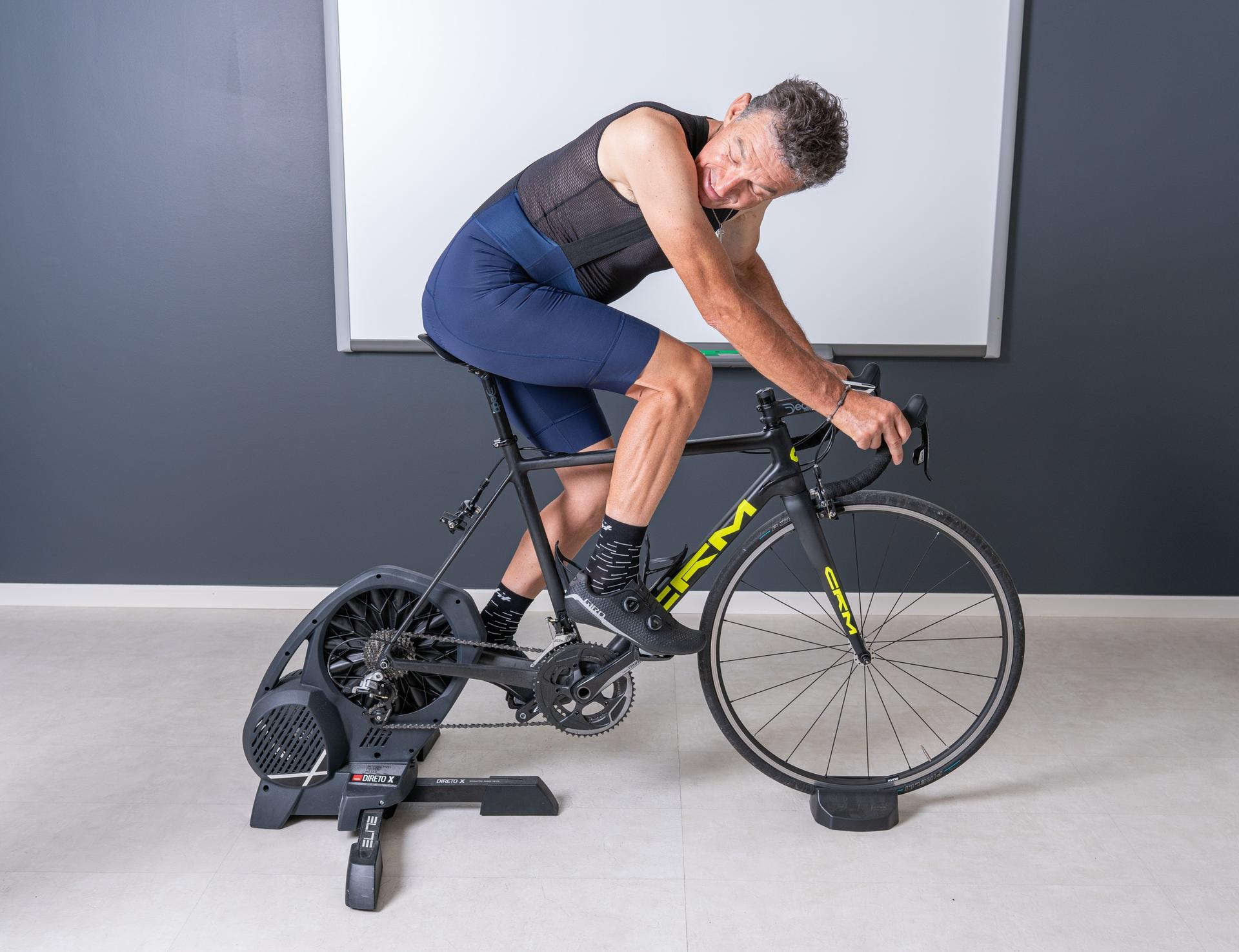 La importancia de la colocación de las badanas en los pantalones de ciclismo: el método de Elastic Interface