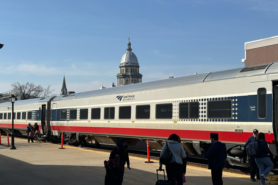 Amtrak_in_Springfield_Station_Harnish_IMG_4133_900x600 image