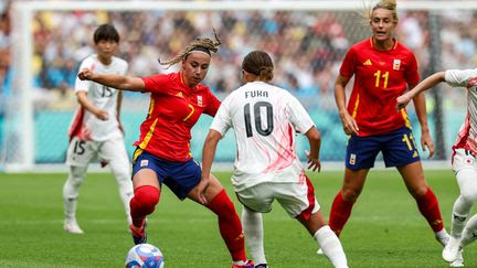 JO de Paris 2024 : le début du tournoi de football féminin agité, les Bleus du rugby en quarts face à l'Argentine... Suivez la deuxième journée olympique