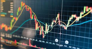 PIB forte no início de 2026 anima mercado, mas inflação e guerra preocupam economistas