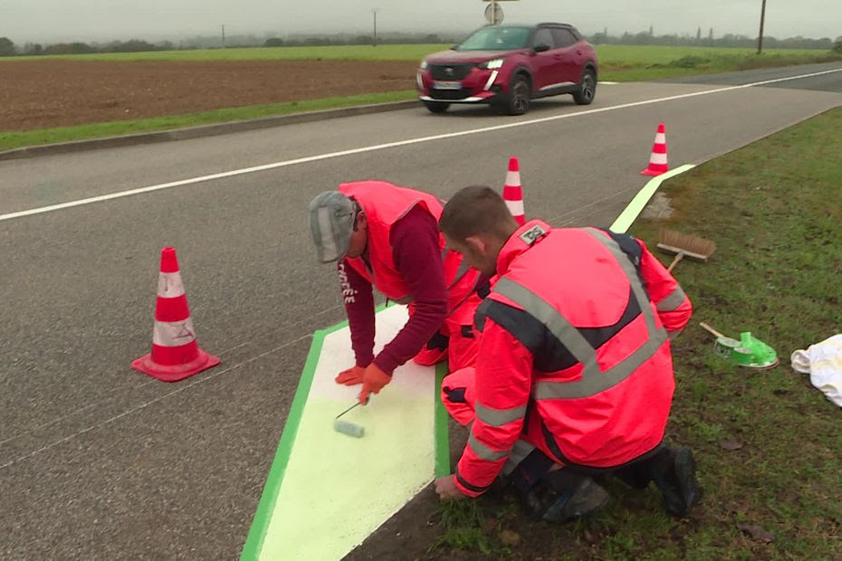 VIDÉO. 'Une idée lumineuse', des bandes fluorescentes sur les routes de l'Ain pour améliorer la sécurité routière