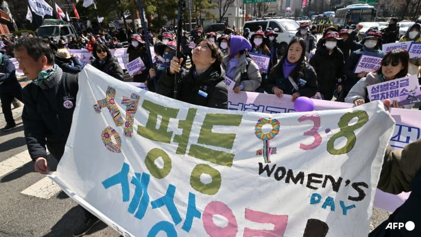 Commentary: In South Korea, the mere mention of feminism can end a conversation