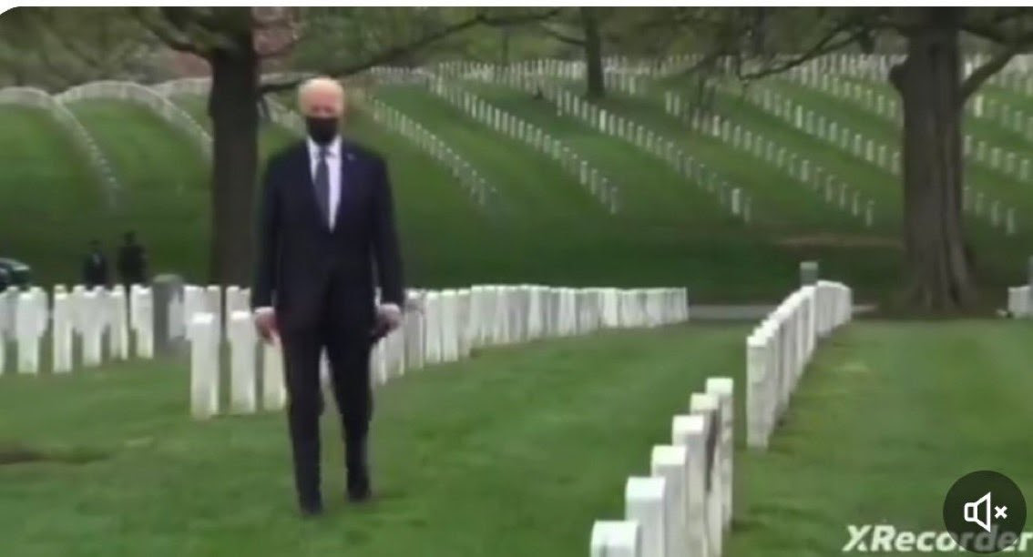 Photo of Biden at Arlington.