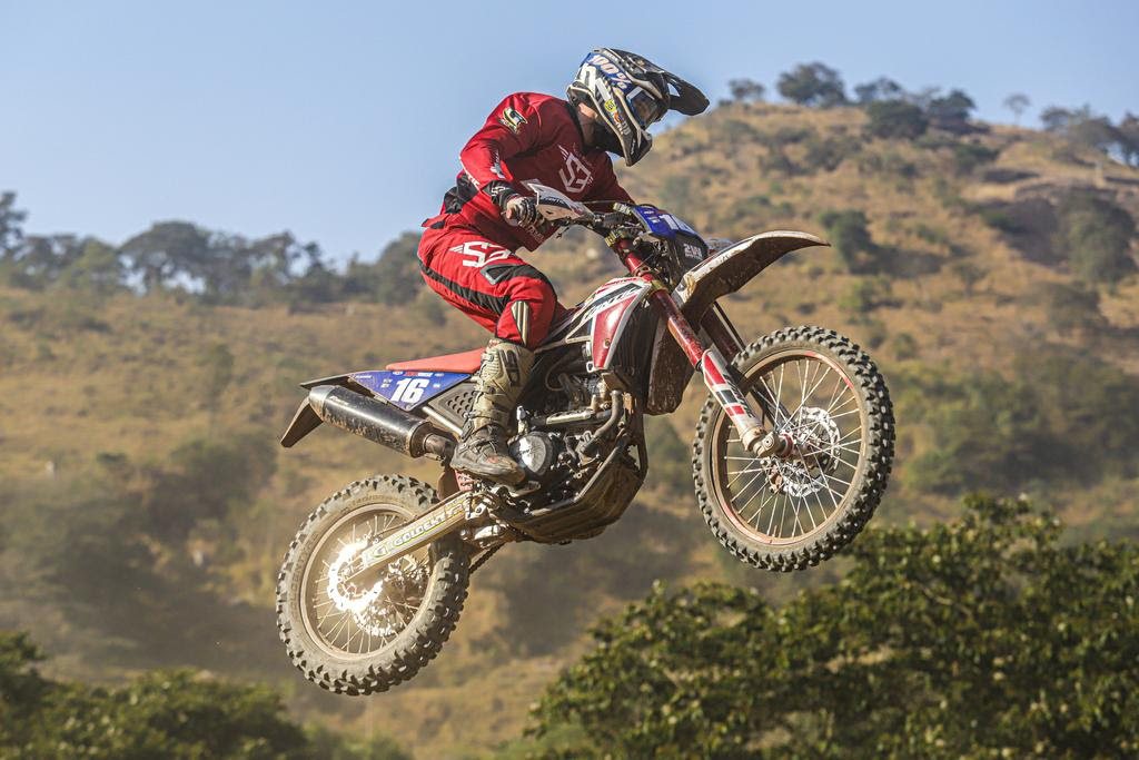 Decisão do Brasileiro de Enduro acontece neste fim de semana em Mairiporã (Mateus Pereira/Dirt)