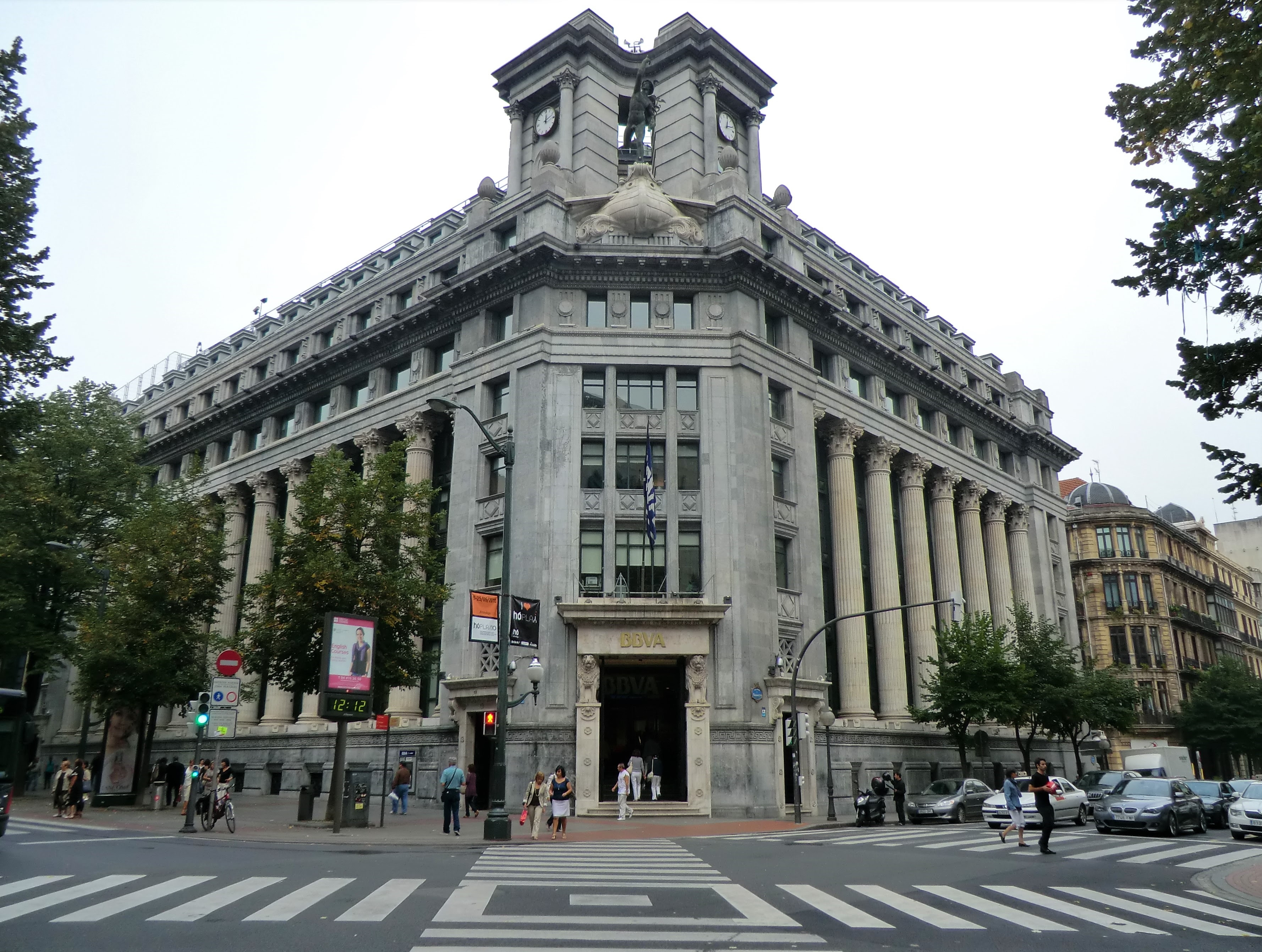 Sede de BBVA en la Gran Vía de Bilbao