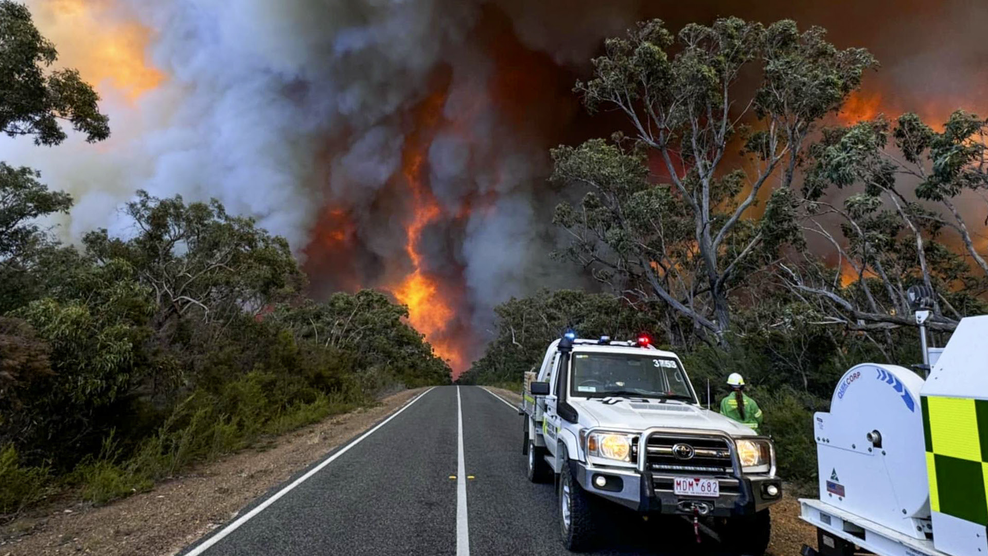 Un important feu de brousse fait rage dans le sud-est de l'Australie