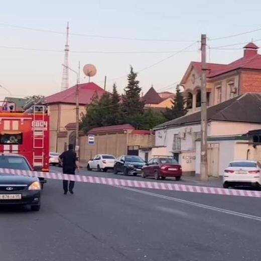 Russia Terrorist Attack 8715211 23.06.2024 The video grab shows a cordoned off street following a terrorist attack in Makhachkala, Republic of Dagestan, Russia. According to Russia s National Antiterrorism Committee, unknown gunmen opened fire on two churches, a synagogue and a traffic police station in the cities of Derbent and Makhachkala on Sunday evening, prompting authorities to launch a formal counter-terrorism operation. Dagestan s Interior Ministry confirmed the death of a Russian Orthodox priest and nine other victims, including seven police officers. Sputnik Republic of Dagestan Russia PUBLICATIONxINxGERxSUIxAUTxESTxLTUxLATxNORxSWExDENxNEDxPOLxUKxONLY Copyright: xx