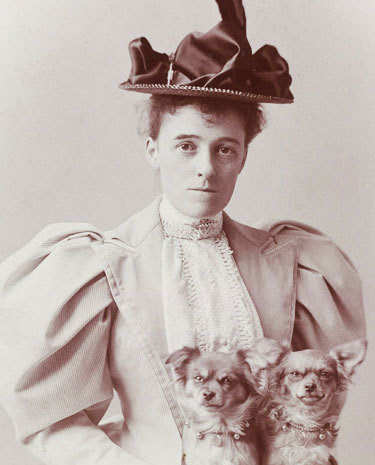Edith Wharton, escritora y diseñadora estadounidense.