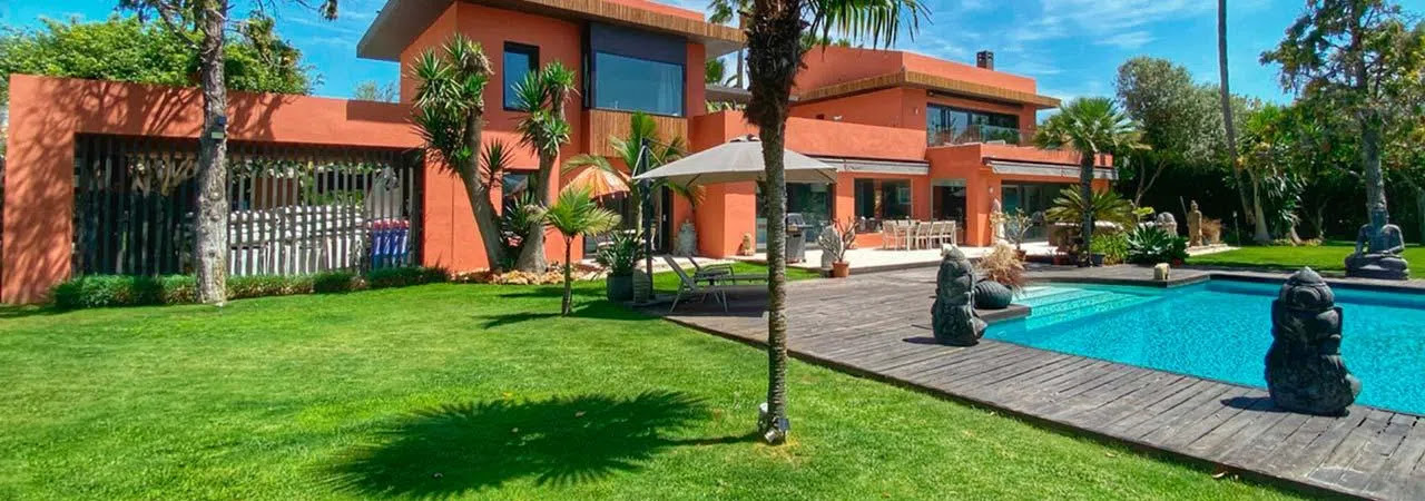 Vivienda en Estepona, Málaga - 2.995.000 eur