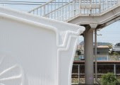 El equipo eligió formas curvas suaves, imposibles o prohibitivas con técnicas tradicionales como el hormigón encofrado.