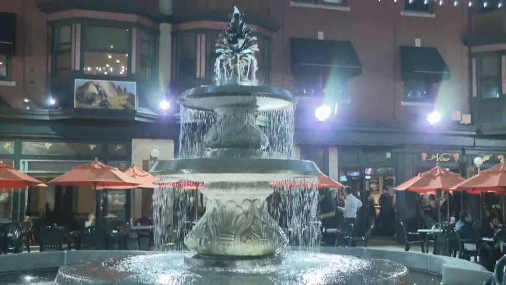Early 'Al Fresco' for Mom on Federal Hill