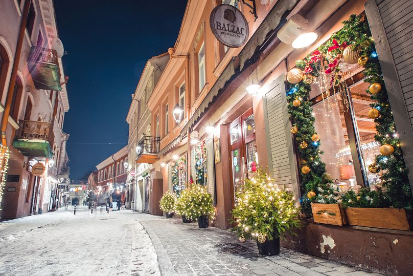 Las nevadas y decoradas calles de Vilna