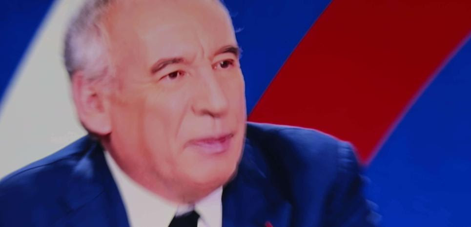 Philippe Marlière : « Nous sommes face à la perspective de la chute du gouvernement Bayrou, peut-être dès février »