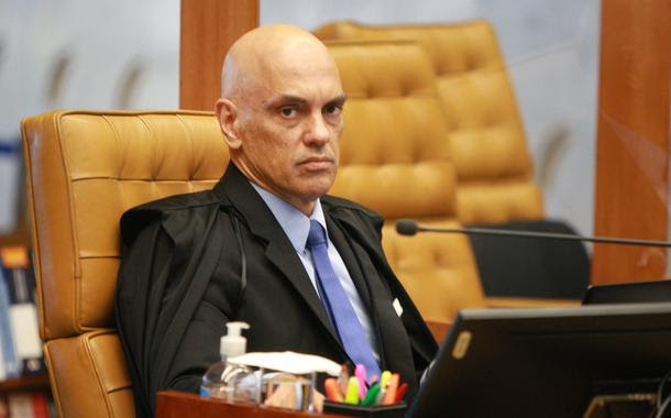 Moraes liga vazamento de mensagens de ex-auxiliar aos 