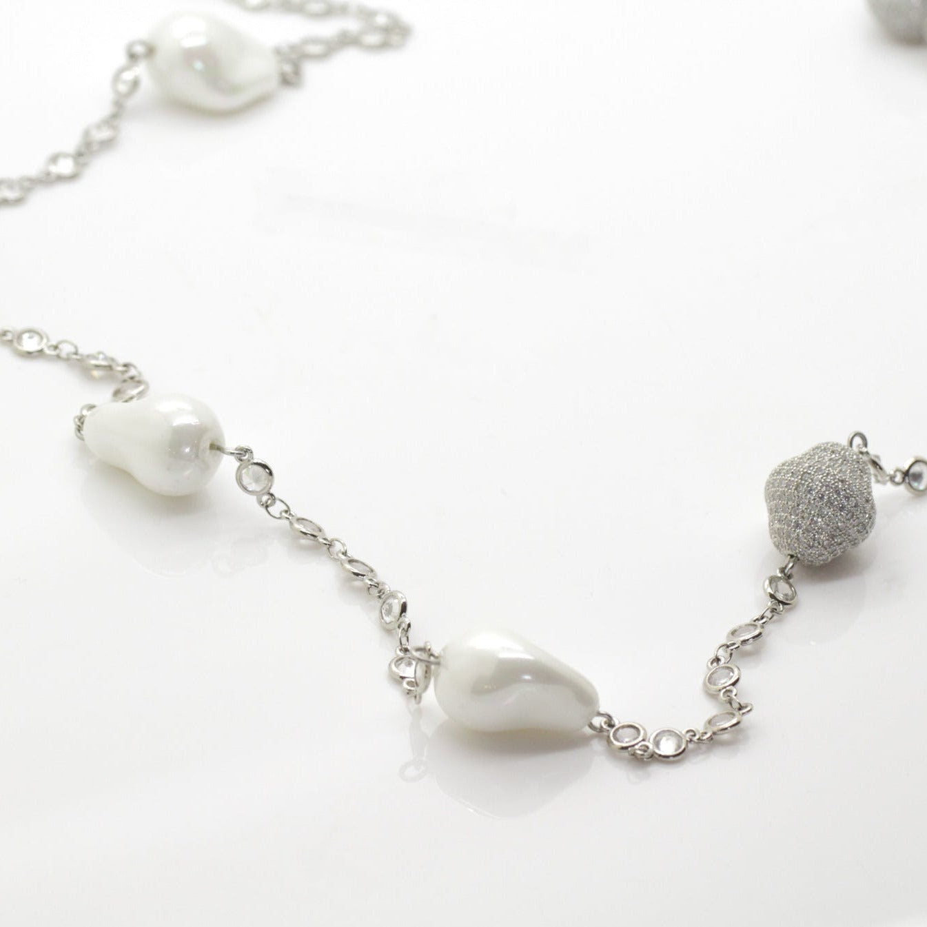 Image of Single Strand Crystal and Pearl Necklace