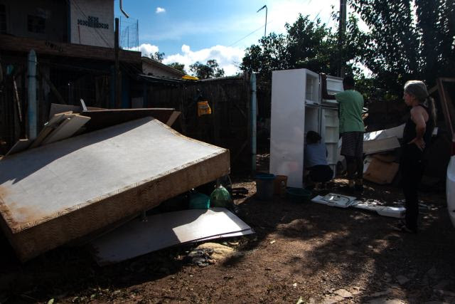 A antiga cama, inutilizada pela água