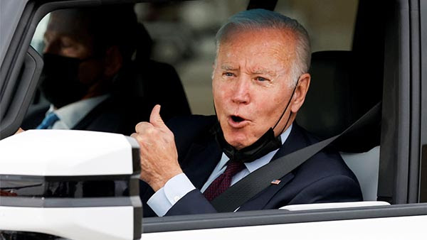 House Votes to Strike Down Biden's 'EV Mandate' as 5 Dems Side with Republicans