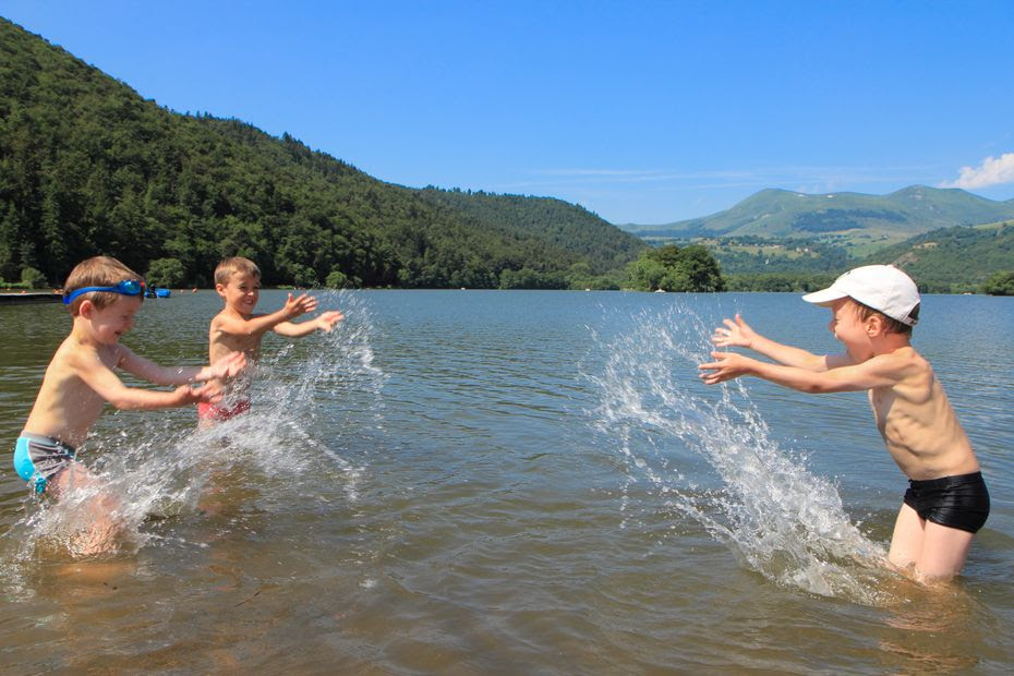 CARTE. Les meilleurs plans d'eau pour la baignade cet été en Auvergne