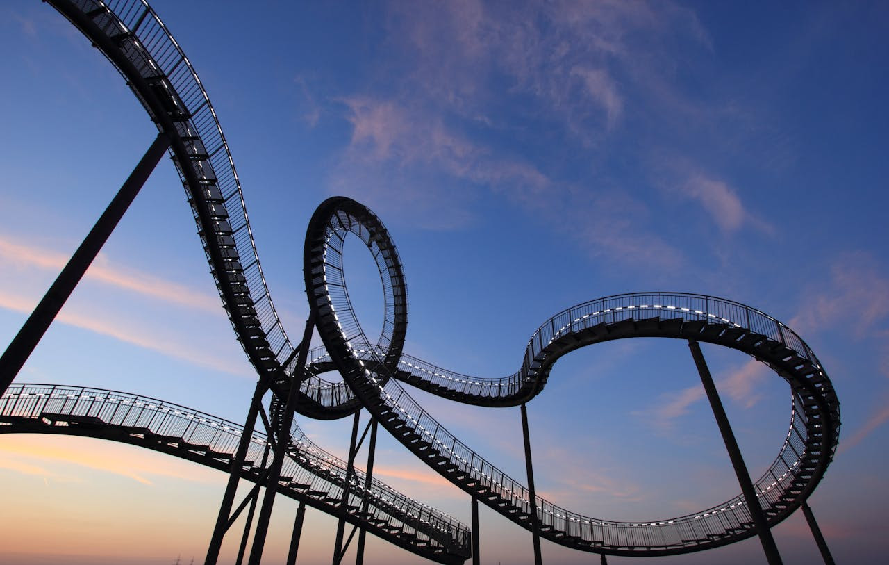 infinite loop roller coaster